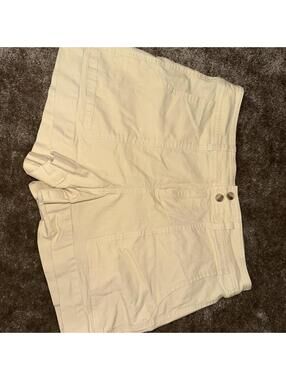 a new day Cream High-Rise Utility Shorts